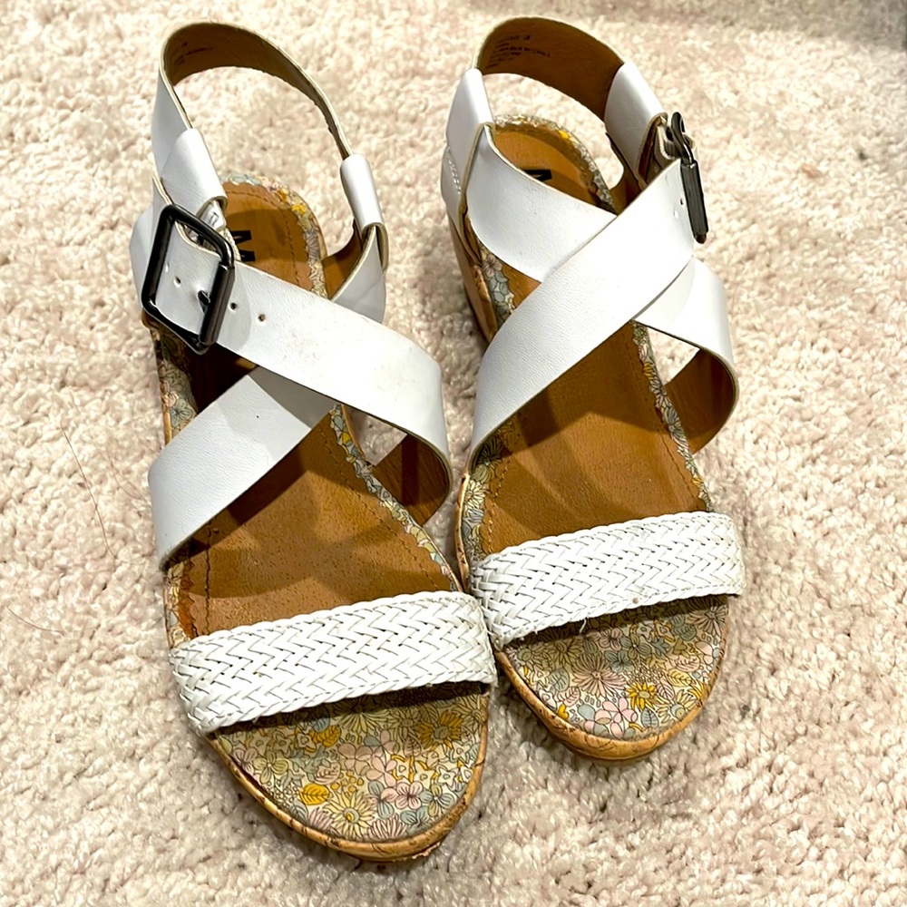 Girls wedges